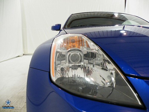 Nissan 350Z Blue Headlight